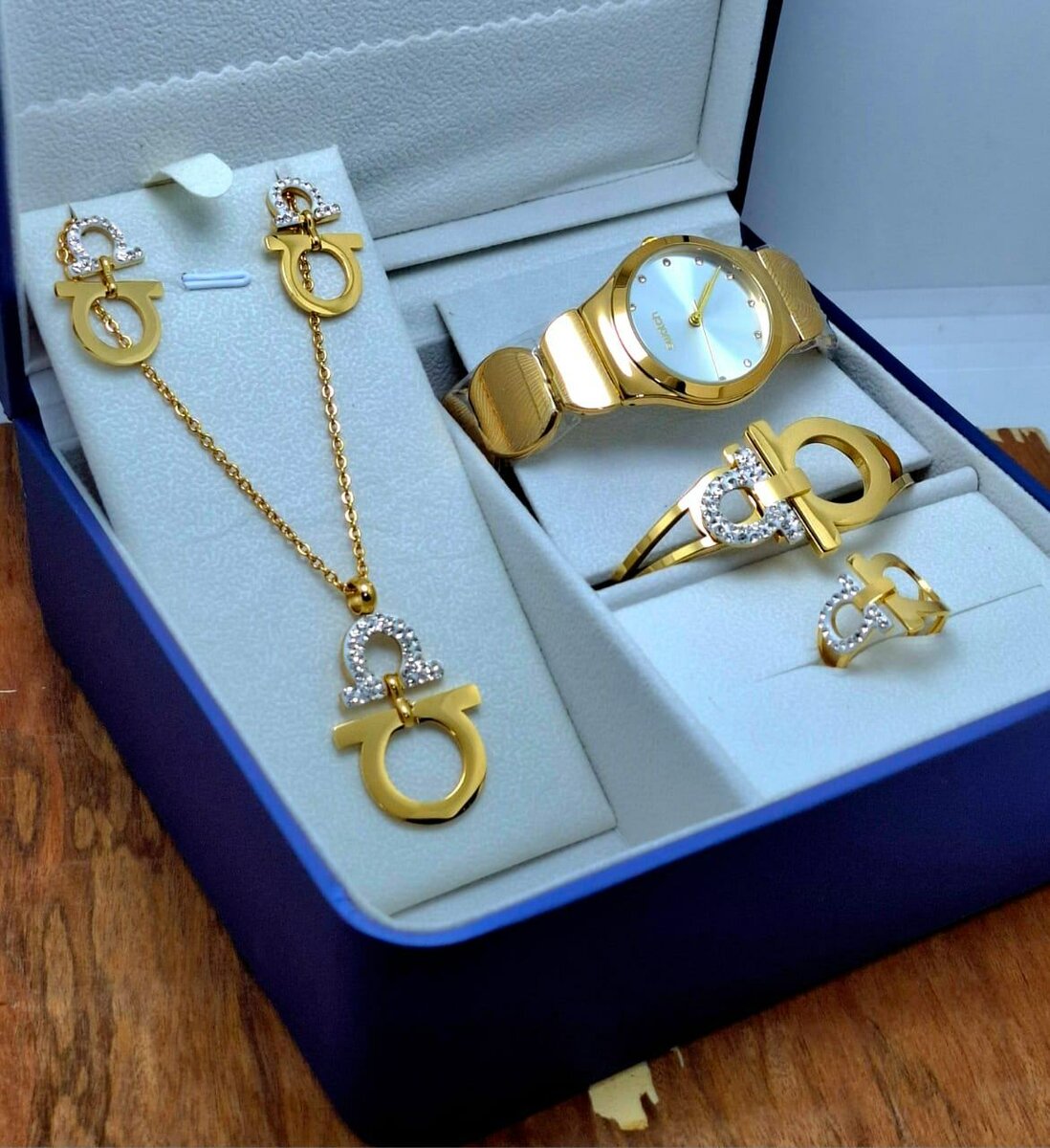 Montre, Bracelet et Chaine