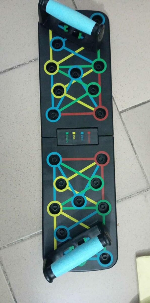 Planche à pompes multifonction