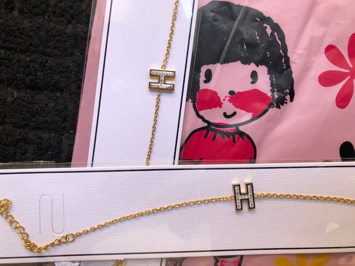 Bracelets dorés initiale H