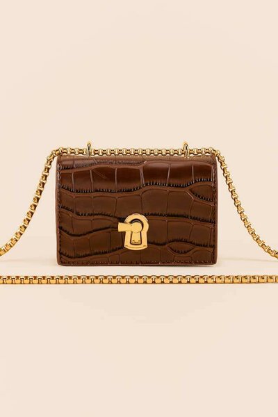 HAUTE SAUCE TEXTURED LOCK SLING BAG WITH CHAIN STRAP