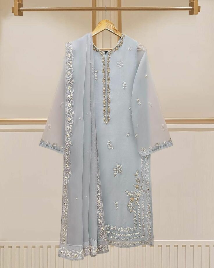 Organza 3 Peace Suit