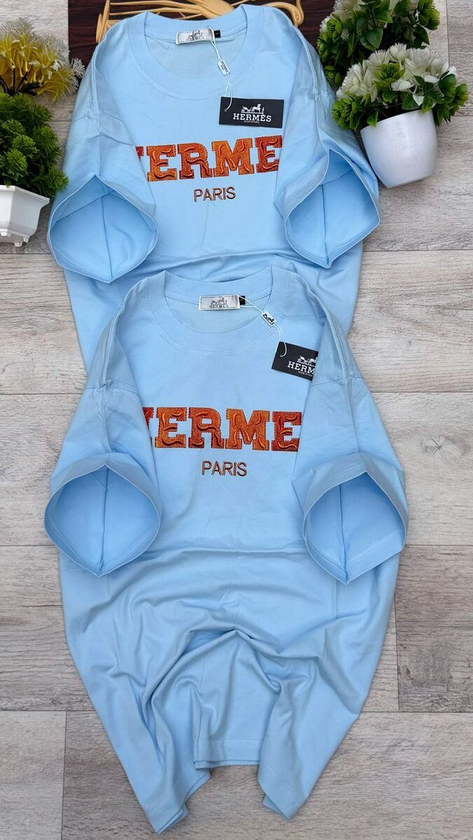 T-shirts imprimés modernes