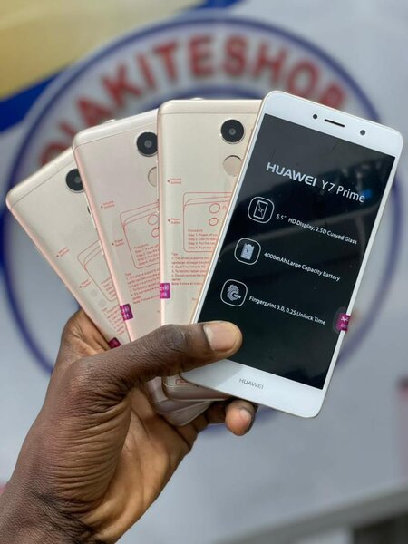 PROMO HUAWEI Y7Prime 2017 (64GB/4GB)
