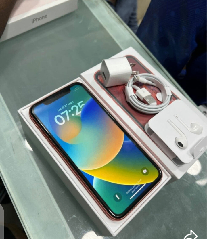 Apple iPhone XR Rouge