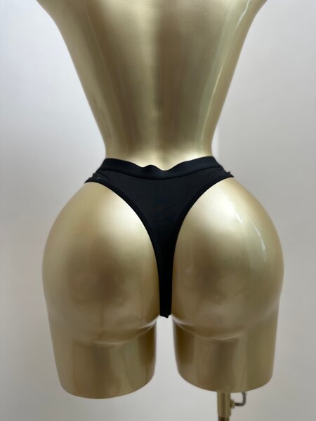 Culotte noire sexy pour femmes