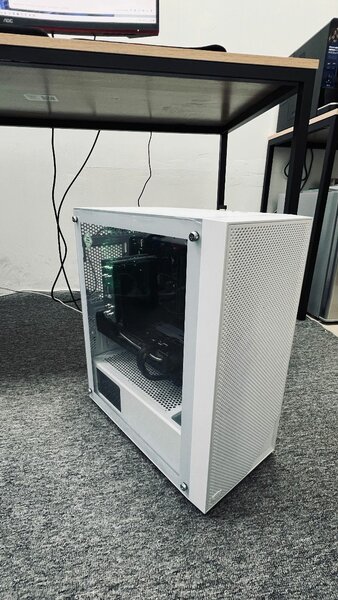 Intel Core i 10400F / RX5600XT