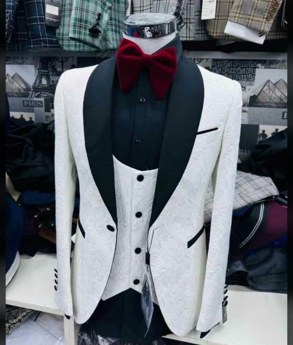 Elegant men's suit