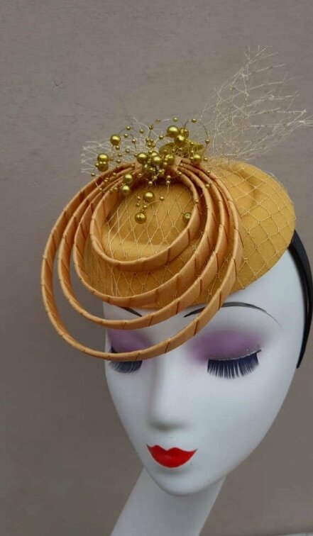 Fascinator