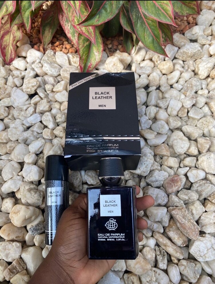PARFUM BLACK LEATHER+DÉO