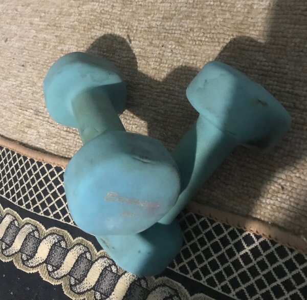 Гантели каждый 3кг обши 6кг