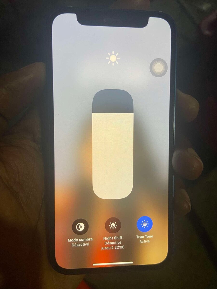iPhone 12mini 128giga casineuf très propre vendu en magasin