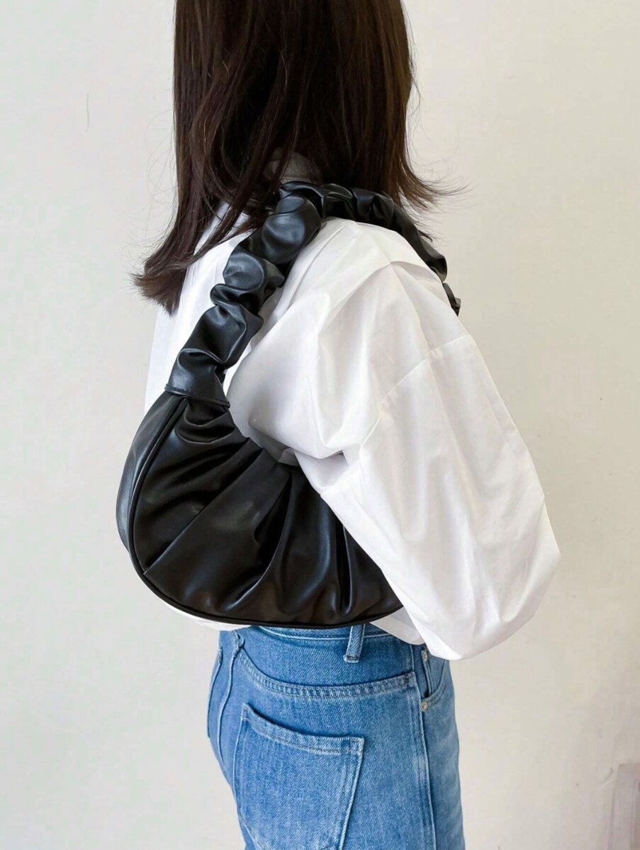 Sac à main avec plis