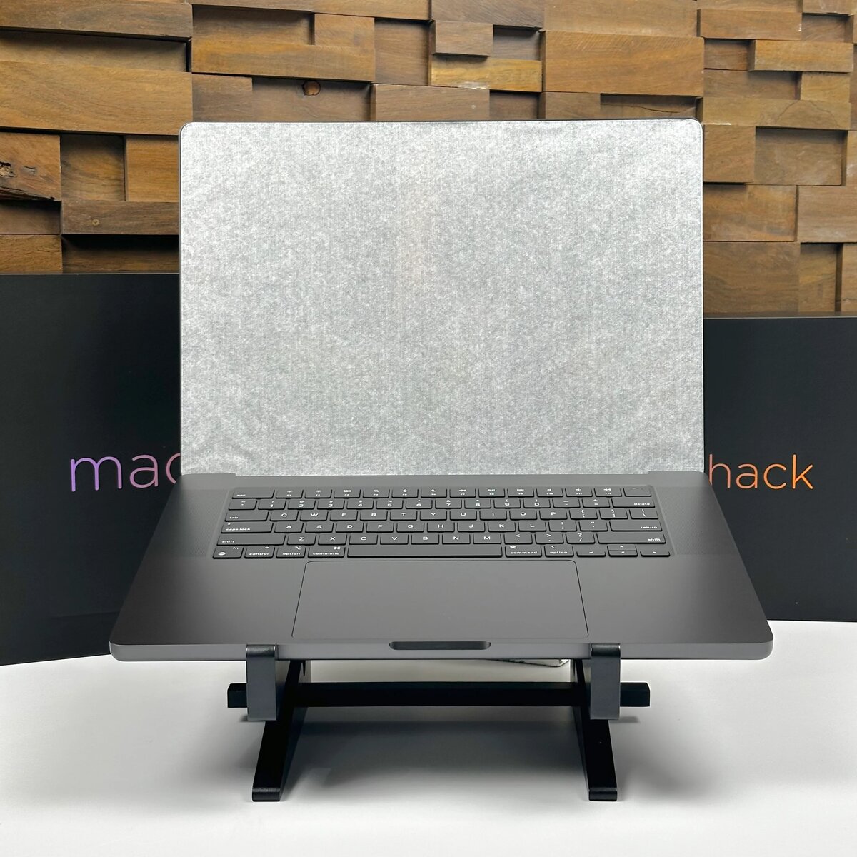 MACBOOK PRO 2023 - M4 MAX-  36GB RAM - 1TB SSD - 14 POUCES