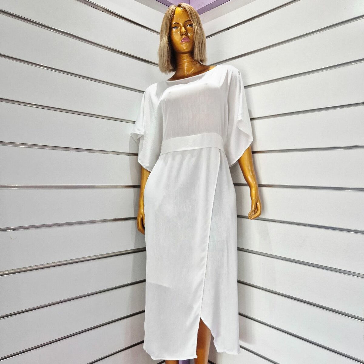 Robe Élégante à Manches Chauve-Souris