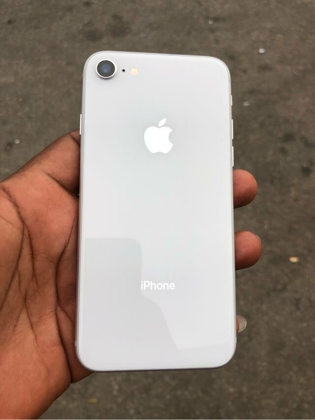 iPhone 8