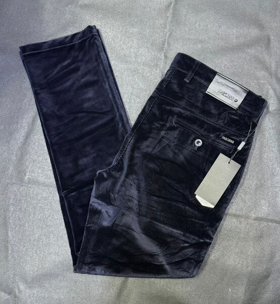 Pantalon en velours élégant