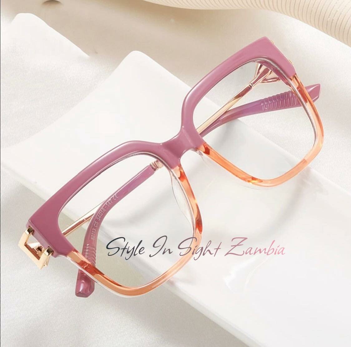 Image glasses, in glossy frame, for work at the computer and telephone with protection against screen radiation