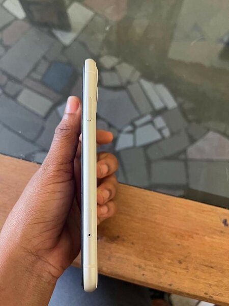 iPhone 11 Blanc 64 Go
