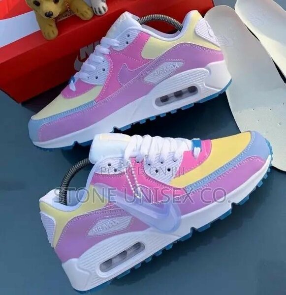 NIKE AIRMAX