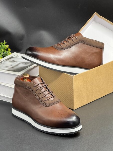 BERLUTI COFFEE AND WHITE