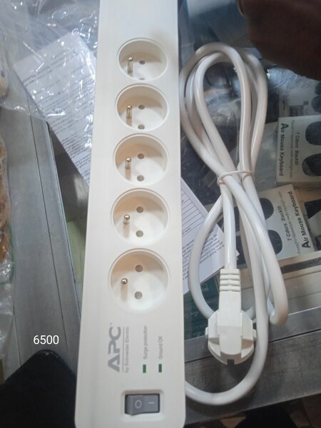 APC Multiprise Parafoudre 5 Prises