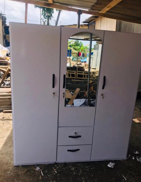 New 3 in 1 Wardrobe. Payment on Delivery