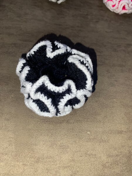 Élastiques à cheveux tricotés