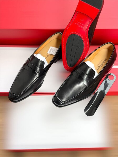 Solid Leather Formal Shoes