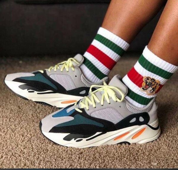 Yeezi 700 couleurs