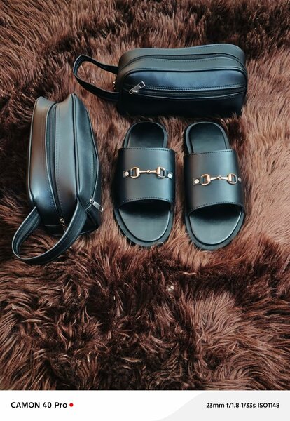 Mules en cuir avec sacs assortis