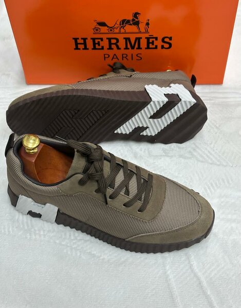 Baskets Hermès élégantes