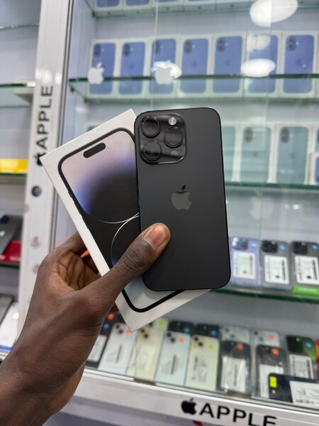 14 pro 128go écran changer