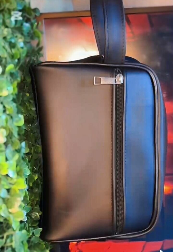 Pochette de voyage élégante