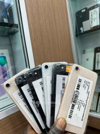 iPhone 8 - 64Gb