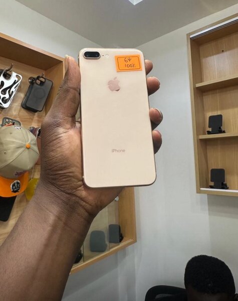 iPhone 8 Plus 64gb