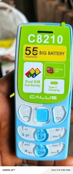 Téléphone portable Calus C8210