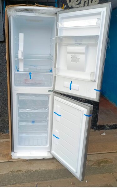 Réfrigérateur smart 2 battants capacité : 254 litres