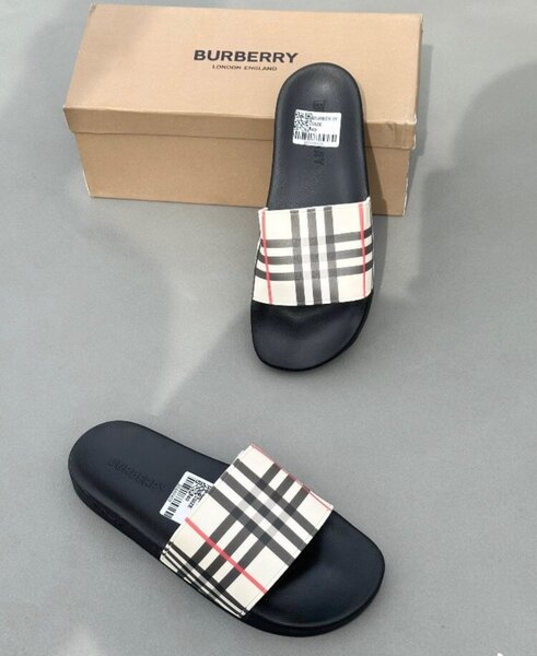 Sandales Burberry pour Hommes