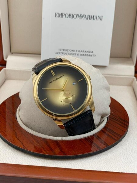 EMPORIO ARMANI LEATHER WATCH