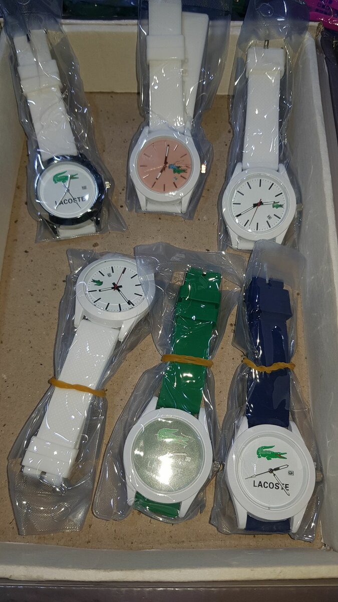 MONTRES LACOSTE ORIGINALE IMPERMÉABLES