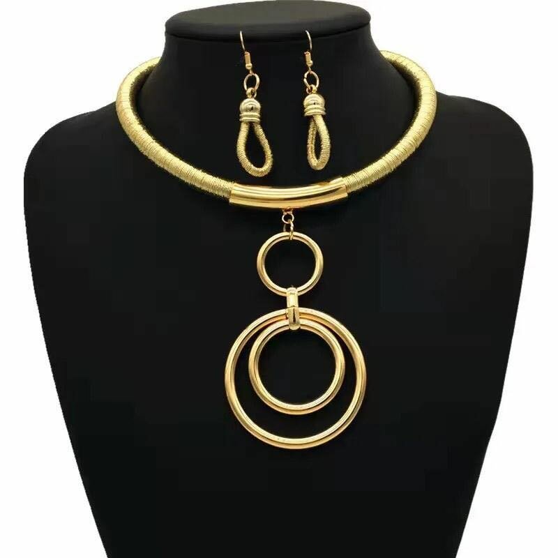 Ladies necklace