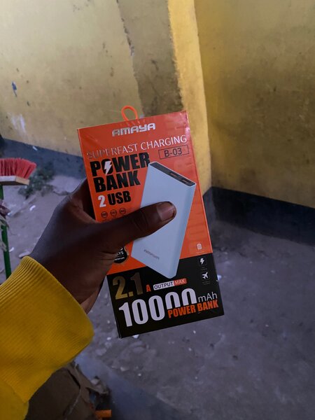 Strong AMAYA Power Bank