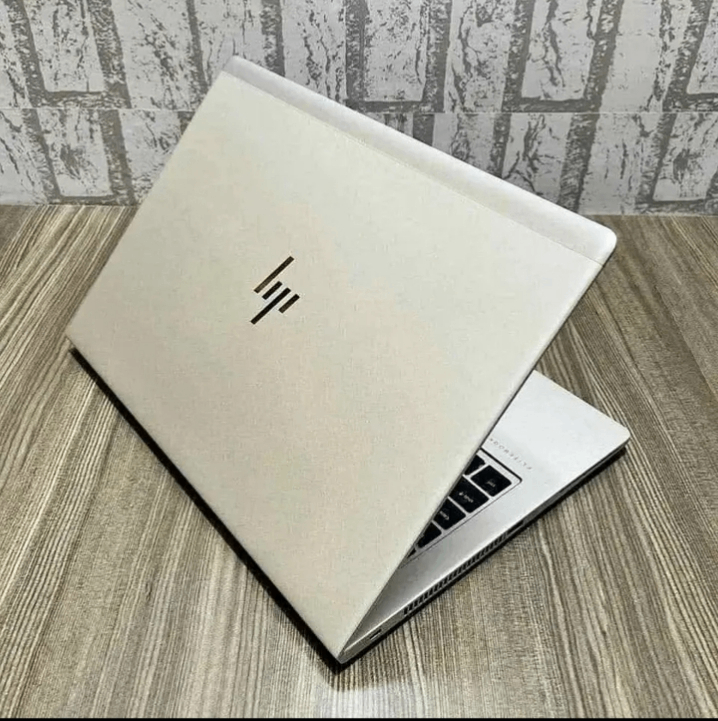 Ordinateur portable HP élégant