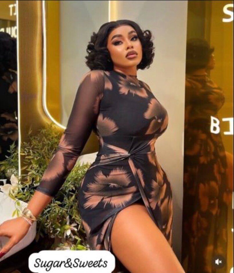 Robe longue à fleurs élégante