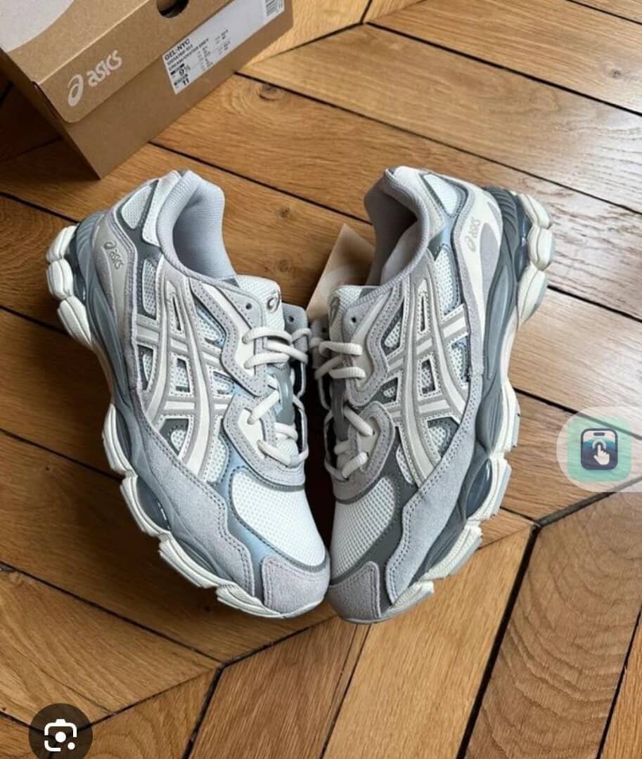 Baskets ASICS Confort Gris