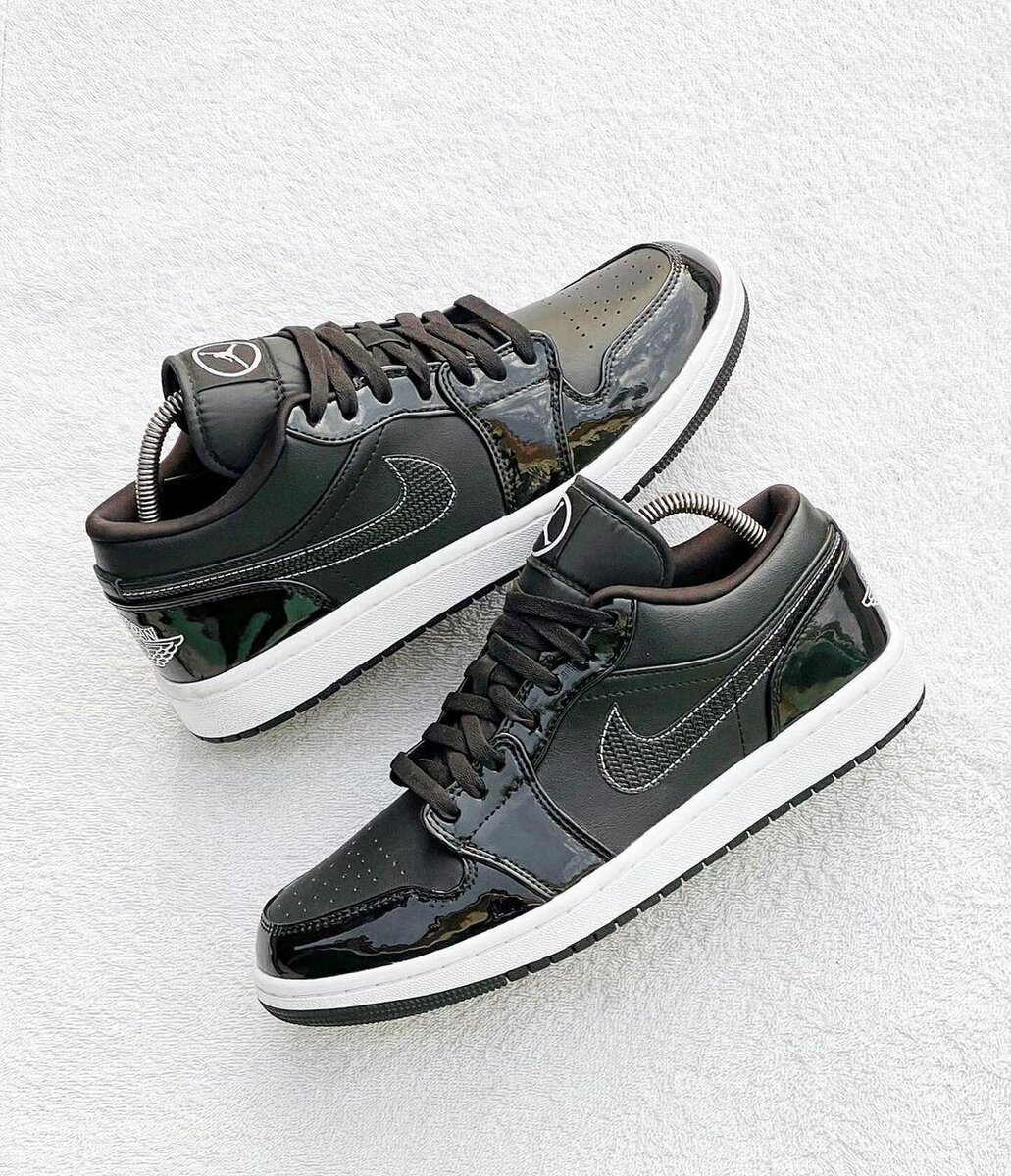 AIR JORDAN 1 LOW BENZ