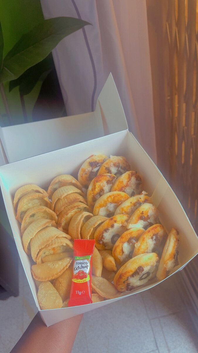 Assortiment de Mini-pizzas et Biscuits