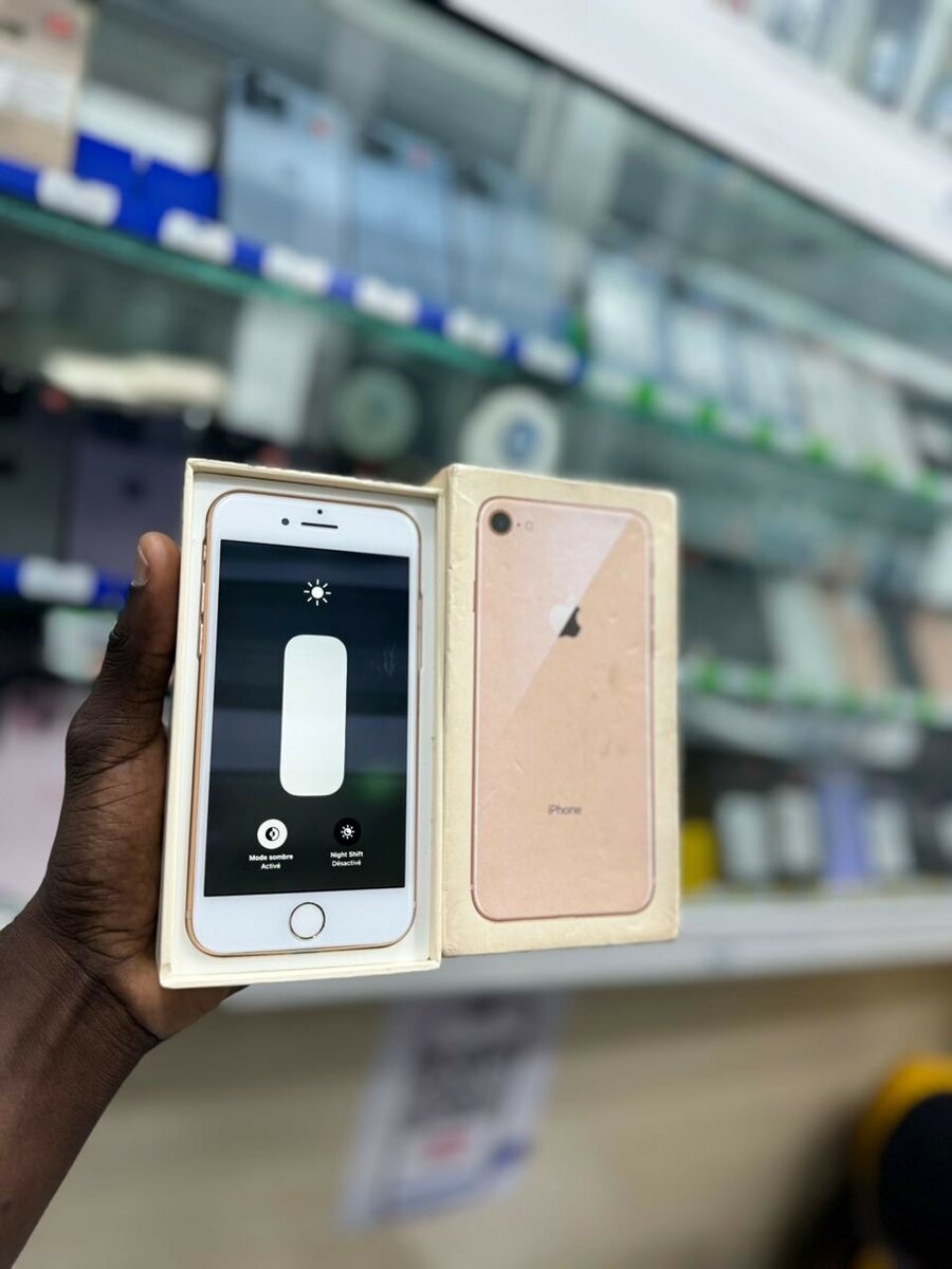 iPhone 8 64g propre