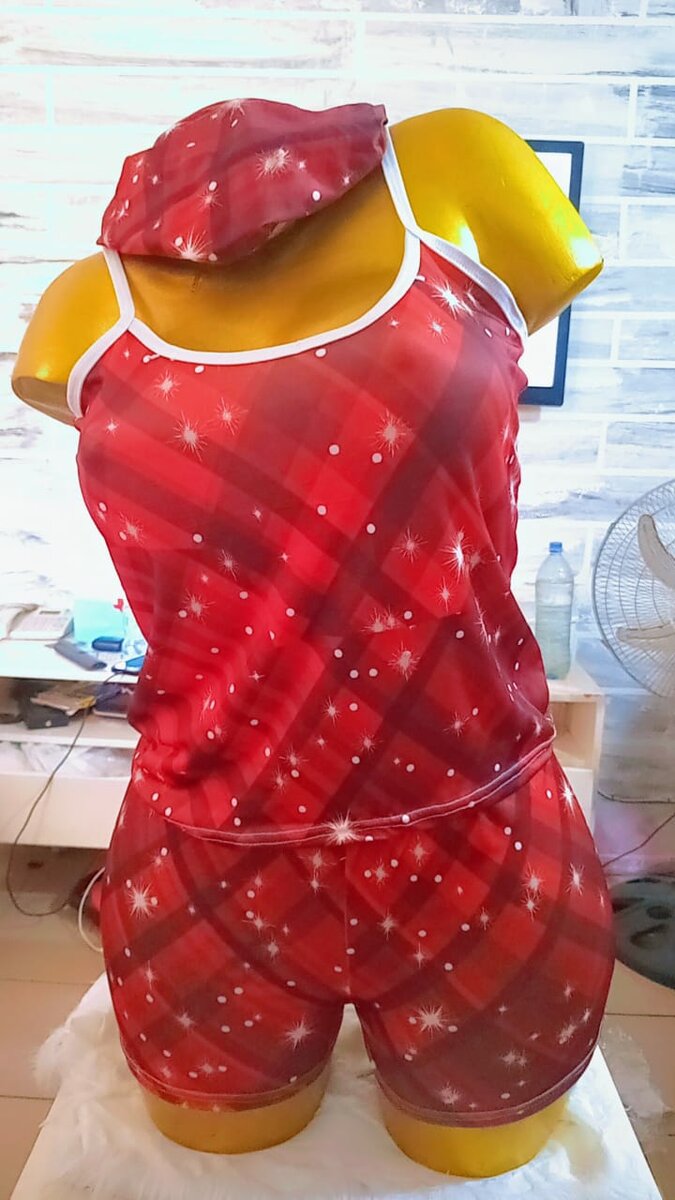 Pyjama léger à motifs colorés