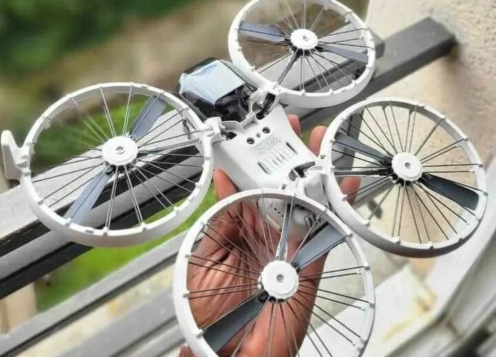 Drone pliable haute technologie
